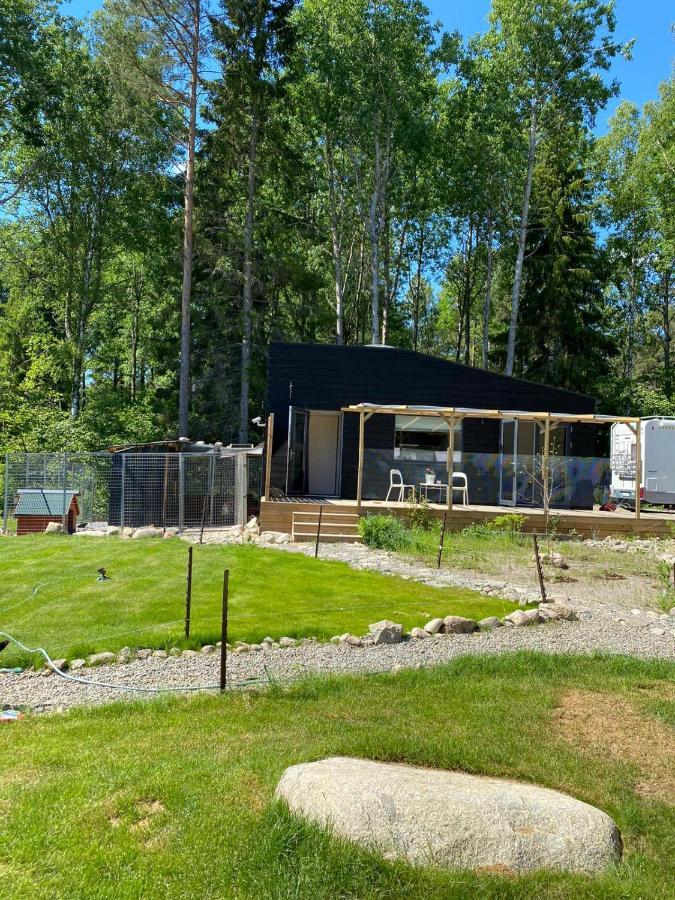 Tiny House In The Middle Of Nature Åkersberga 外观 照片