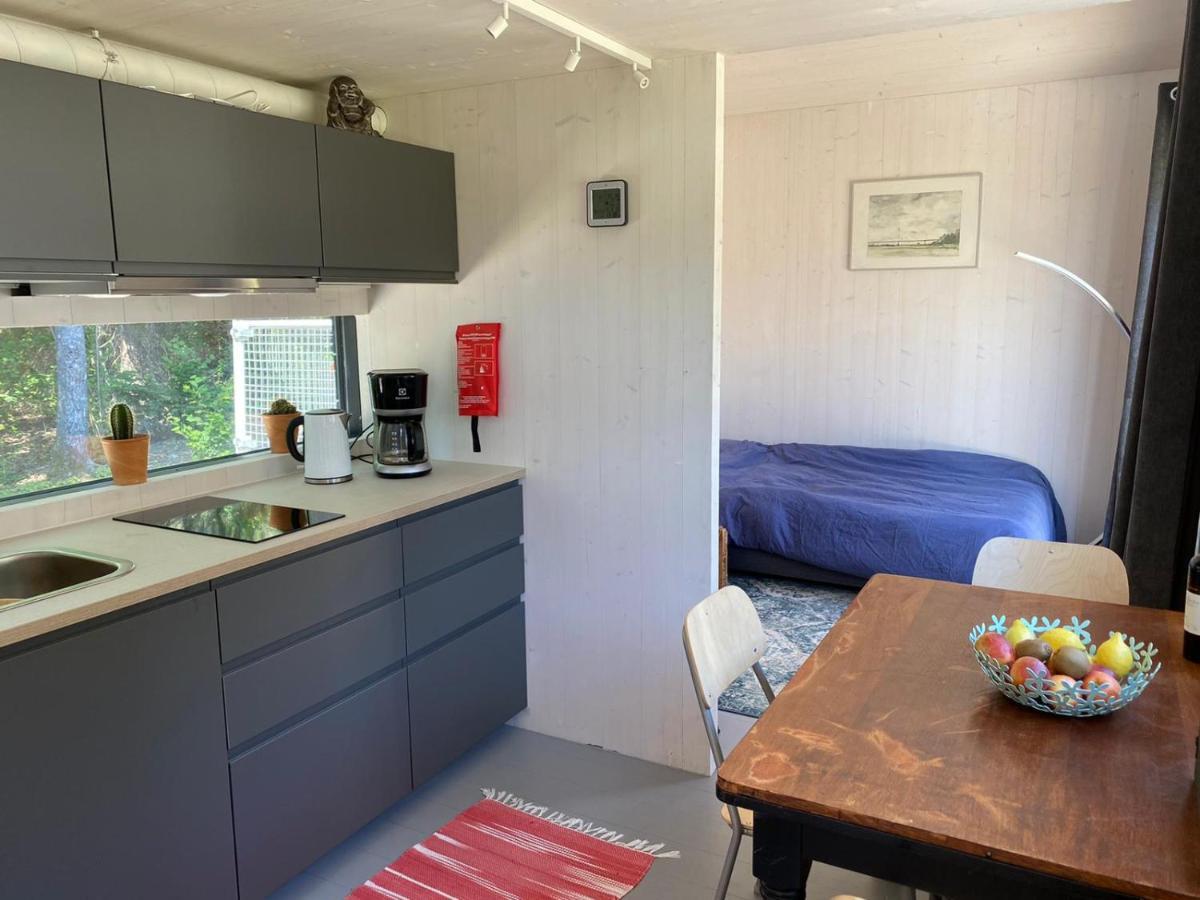 Tiny House In The Middle Of Nature Åkersberga 外观 照片